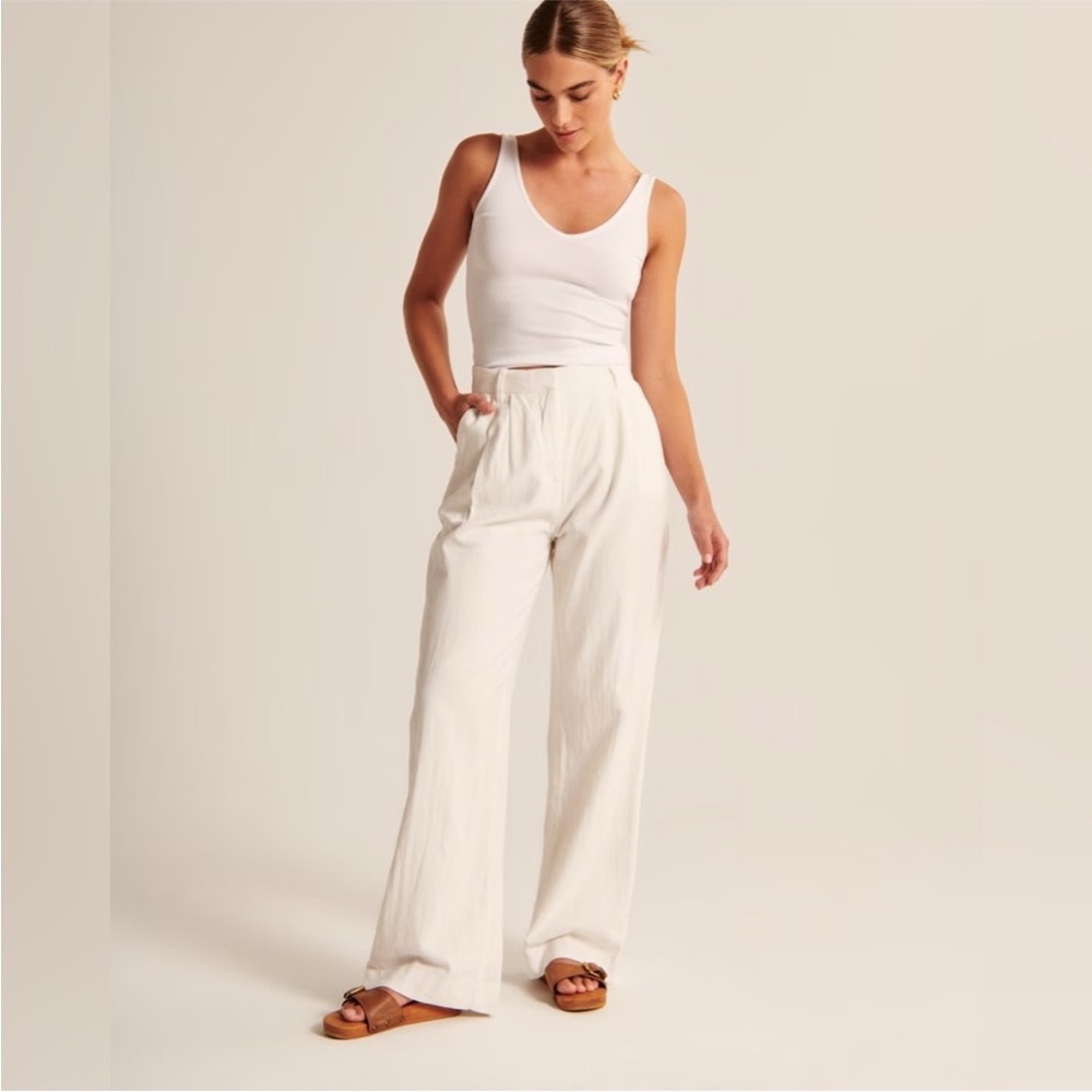 Linen-Blend Tailored Wide Leg Pant